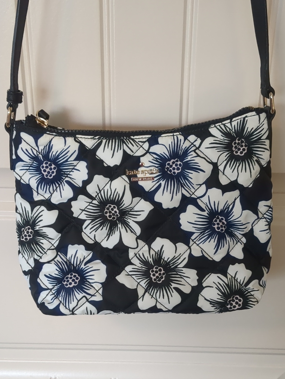 kate spade Emerson Place Crossbody in Navy and White